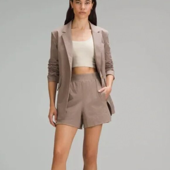 Lululemon Relaxed-Fit Twill Blazer in Taupe